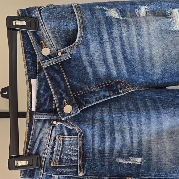 Risen Cross Over Button Distressed Jeans - Picture 2 of 9